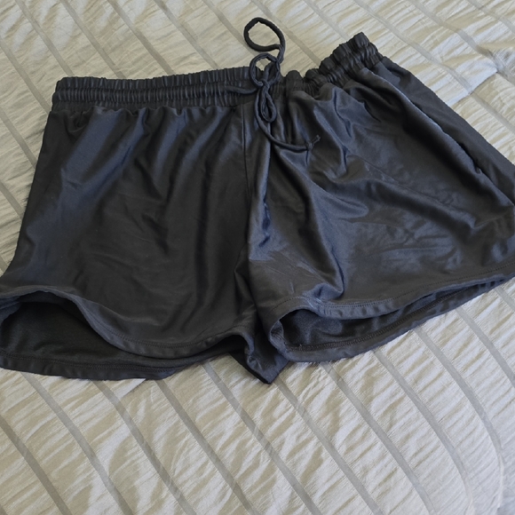 Women's Black Drawstring Shorts Sz Lg - Picture 1 of 3